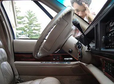 Universal Locksmith Store Harvard, MA 978-267-1516 Universal Locksmith Store Harvard, MA 978-267-1516 - 20-Car-Lockout